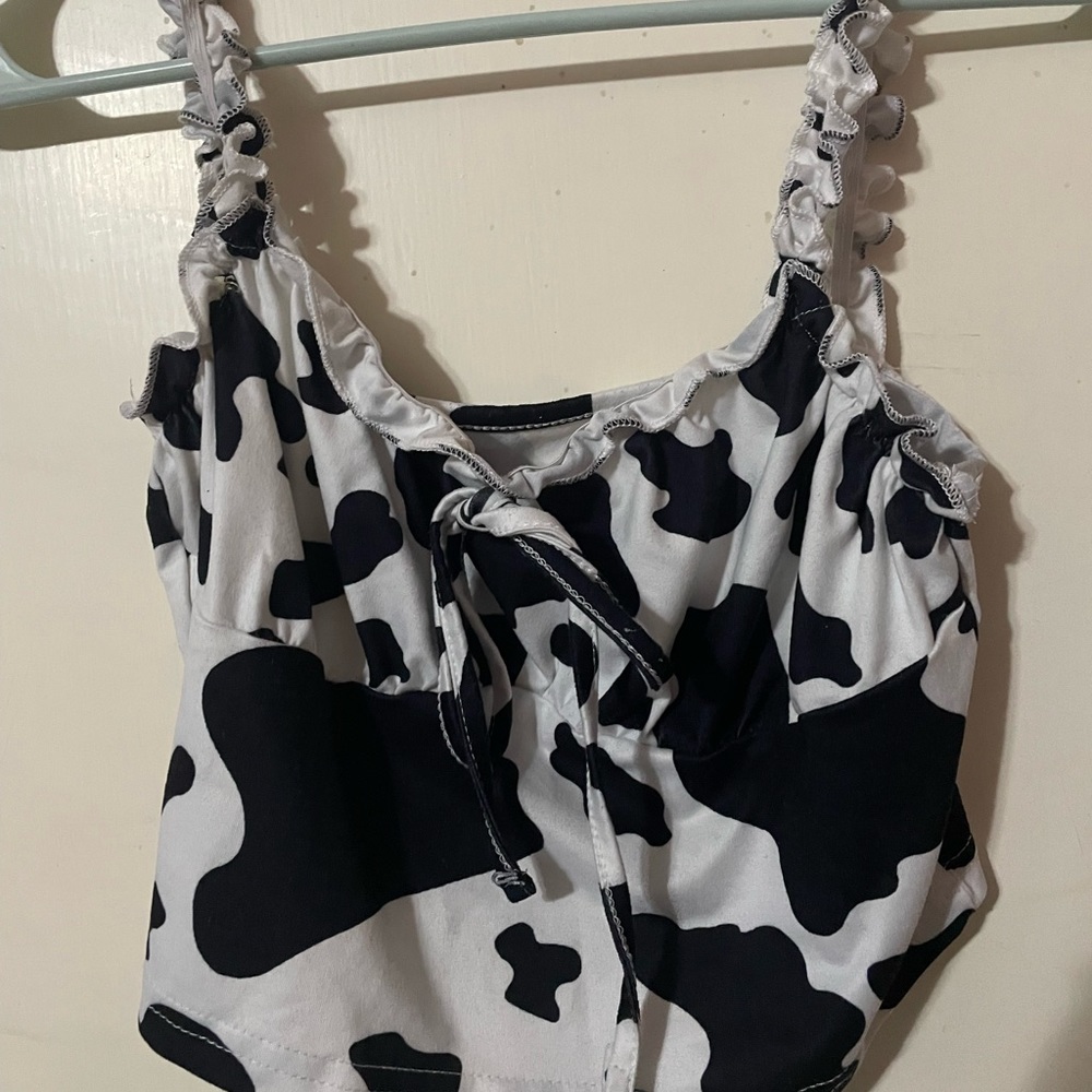 Cow print crop